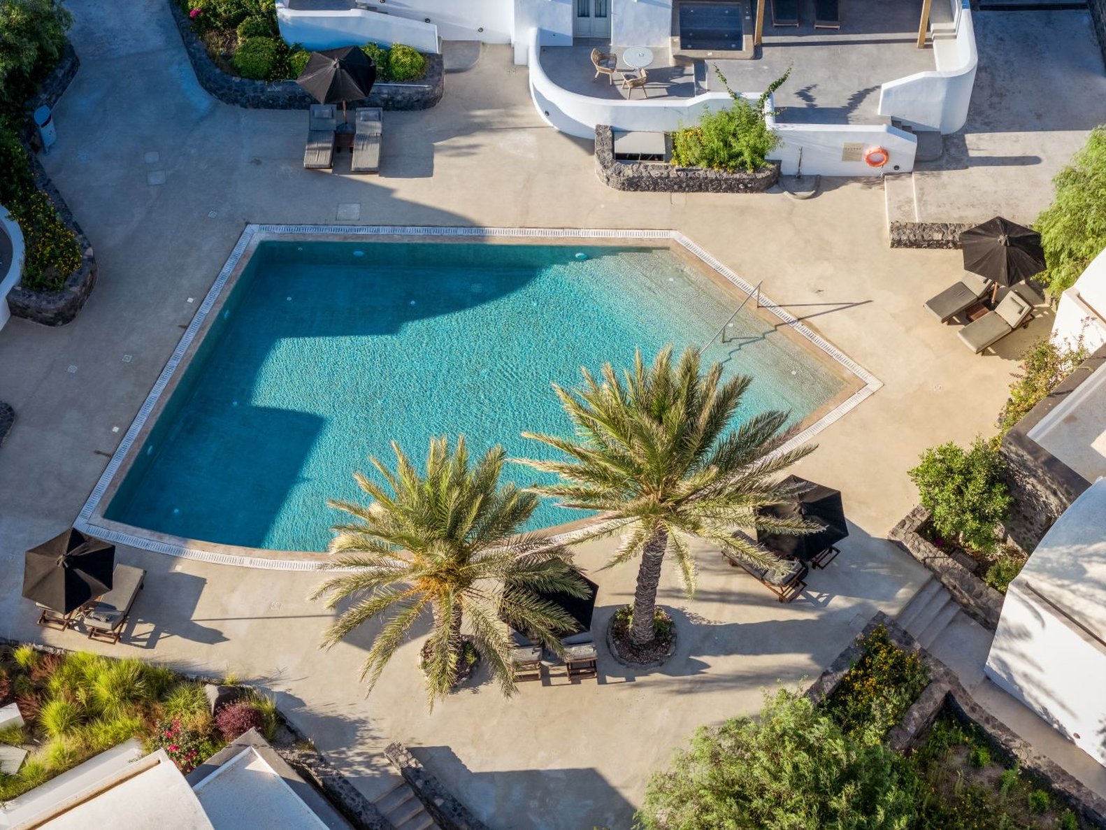 Santo Maris Oia Luxury Suites and Spa - Adults Only 20/23