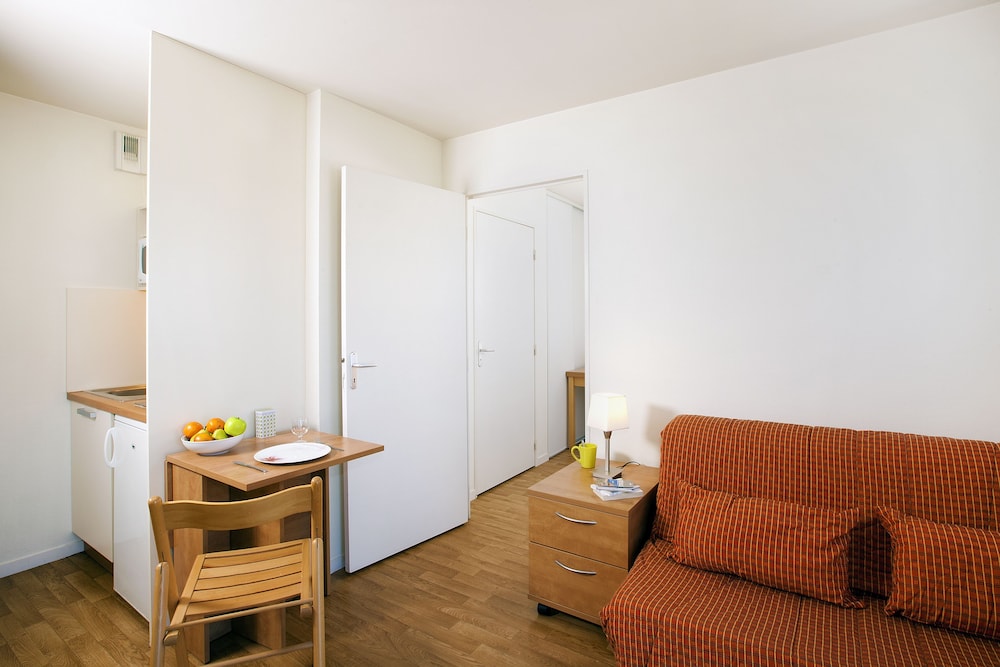 Sejours Affaires Rennes Longs Champs 28/40