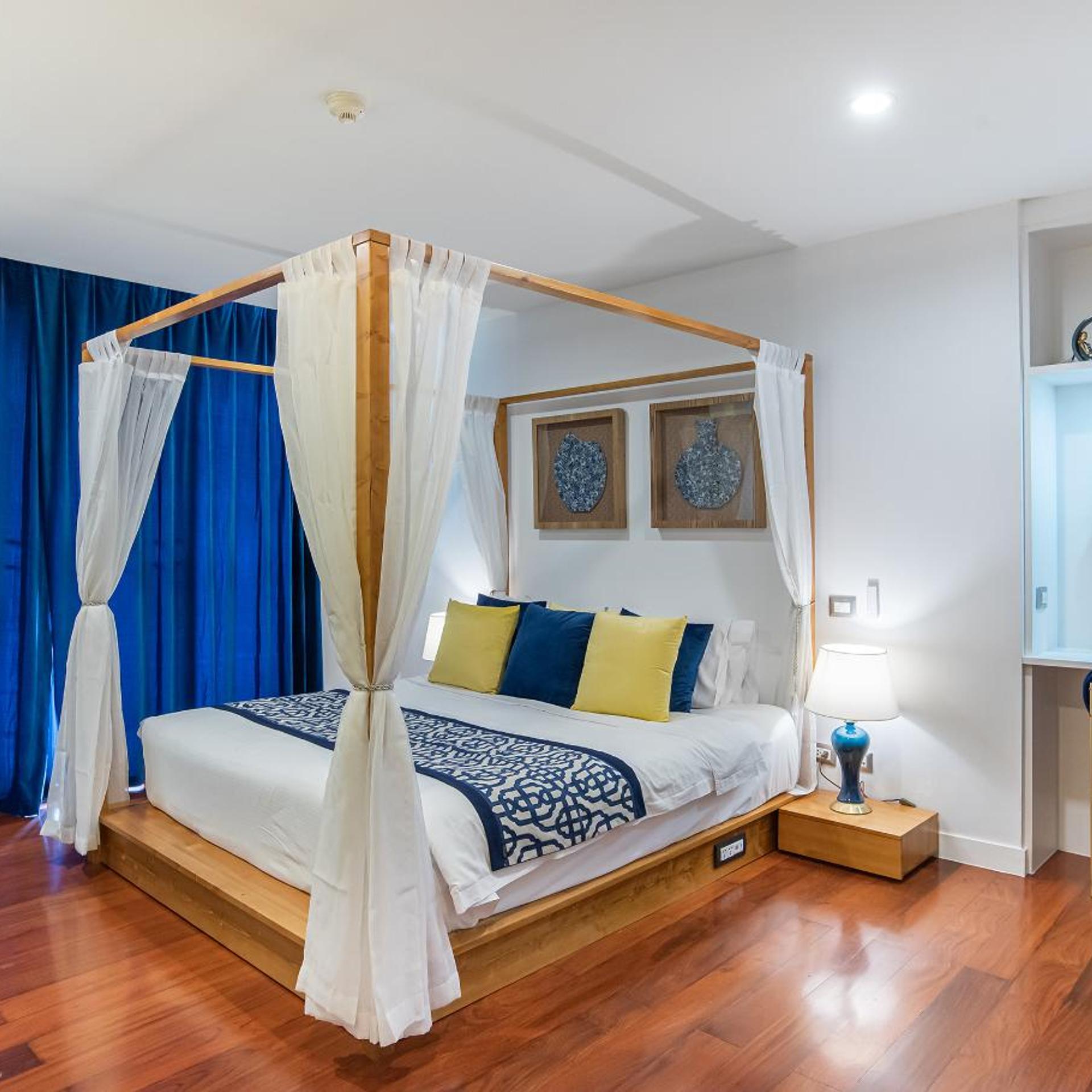 Ambassador, 6 Bedrooms, Suite