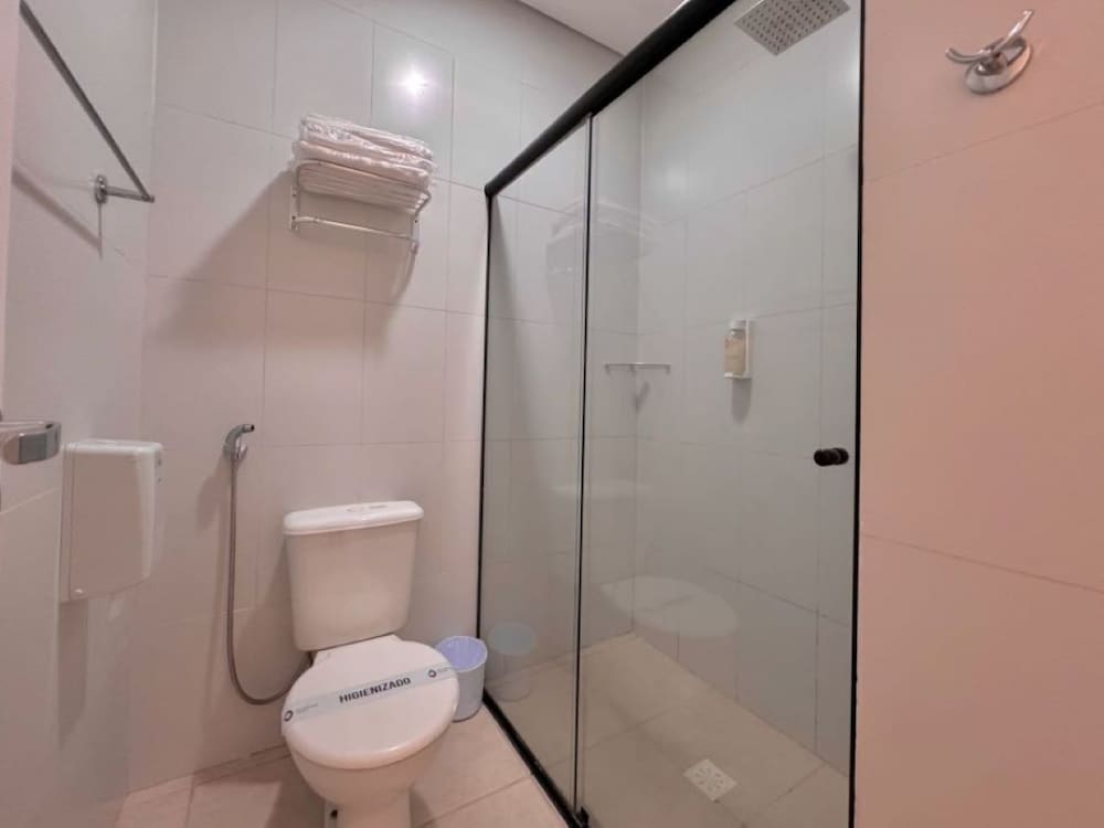 Igaras hotel 40/48