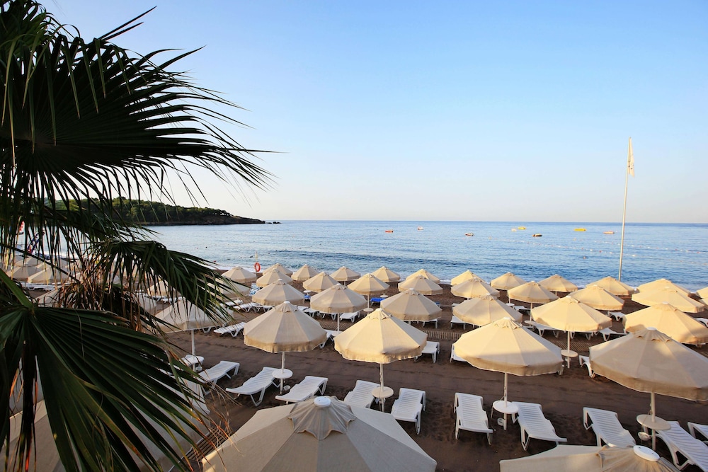 Saphir Resort Spa Hotel 42/48