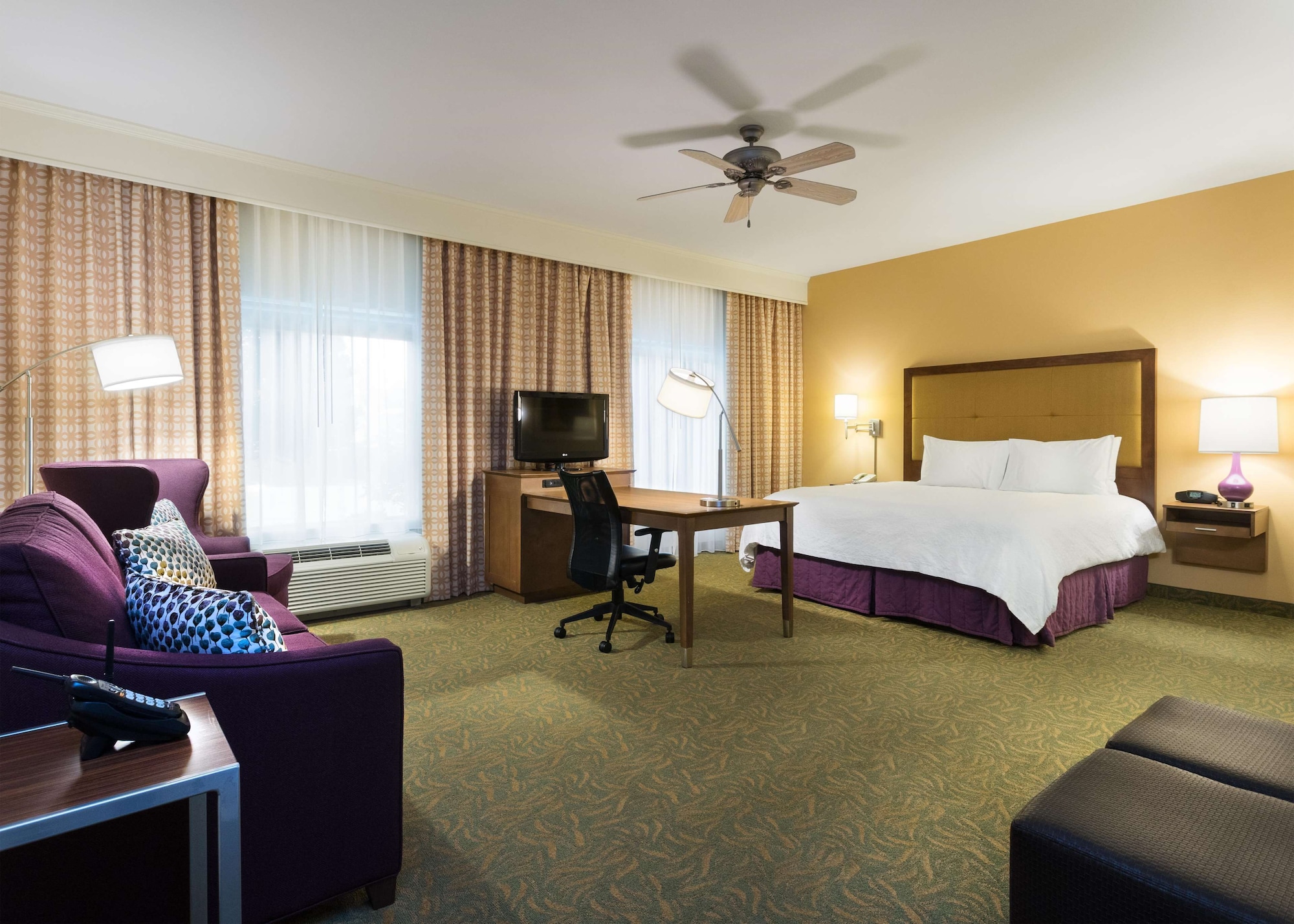 ROOM, KING BED, ACCESSIBLE