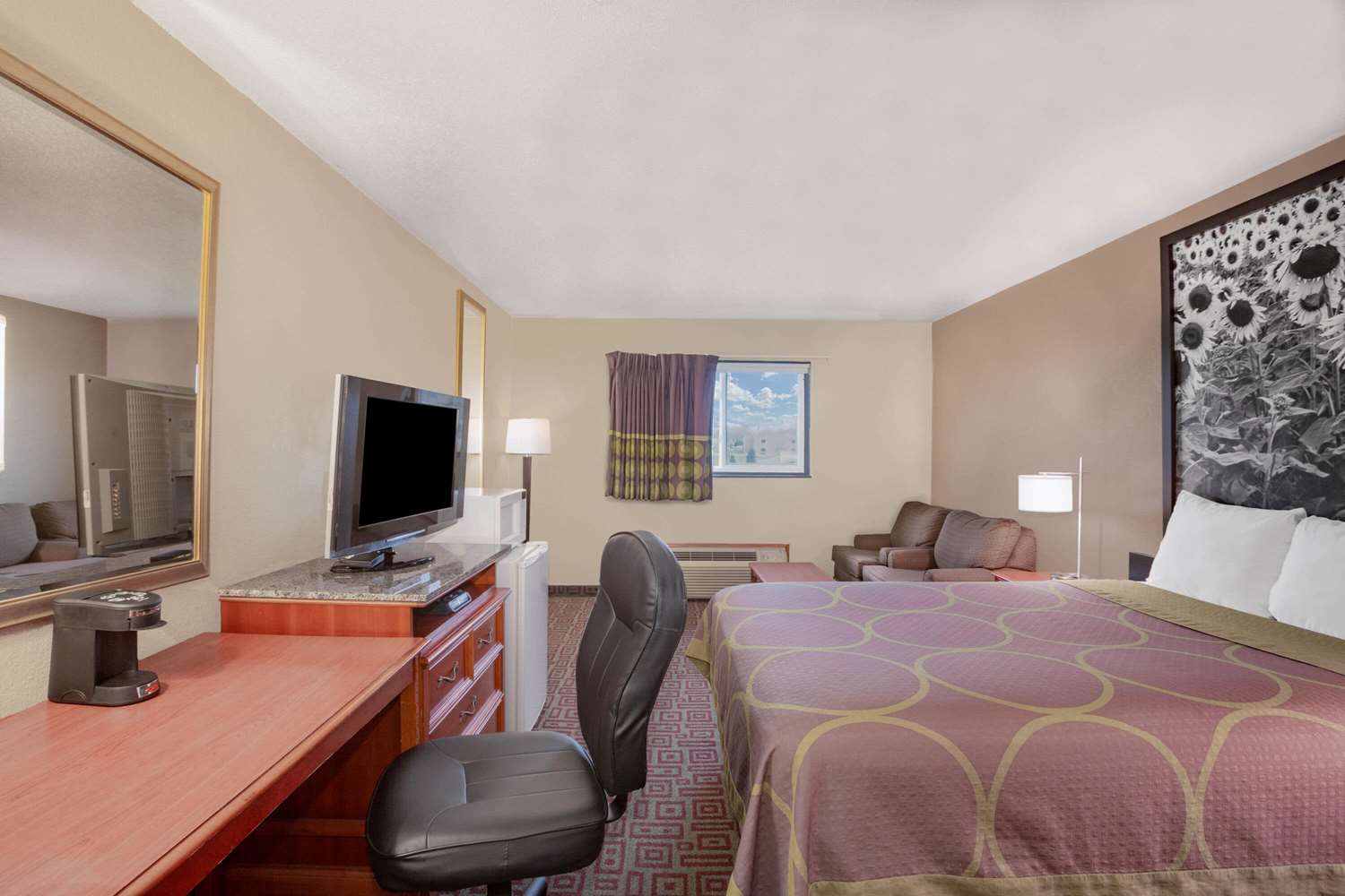 Super 8 by Wyndham Fort Madison 16/21