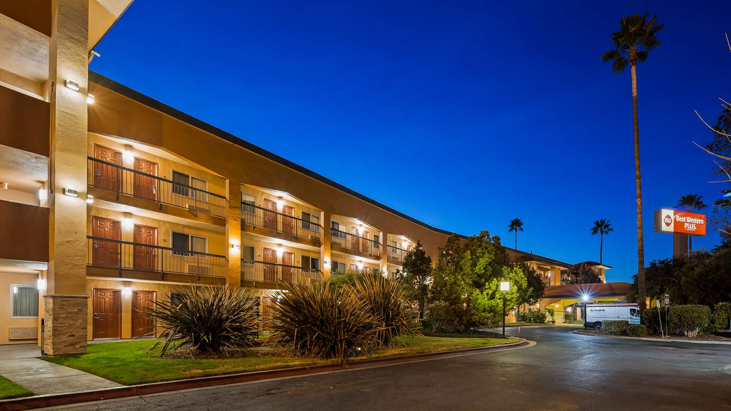 Best Western Plus Pleasanton Inn 3/23