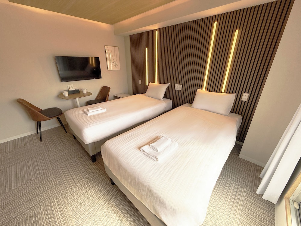 SUPERIOR, TWIN BEDS
