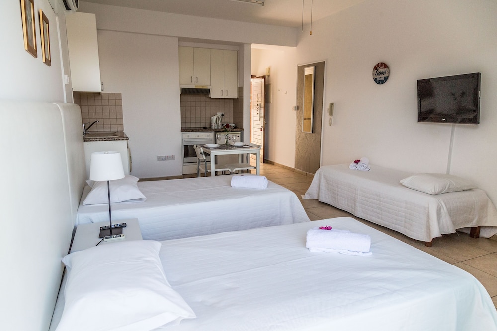 Kings Holiday Apartments 15/42