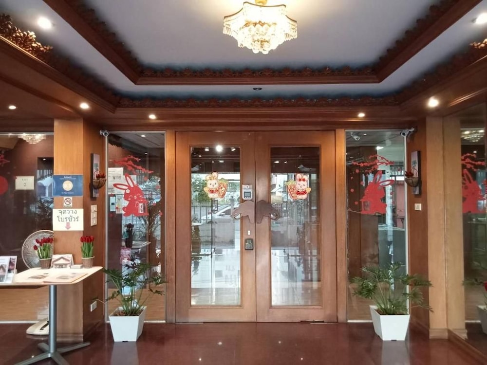 Kc Place Srinakarin 12/35