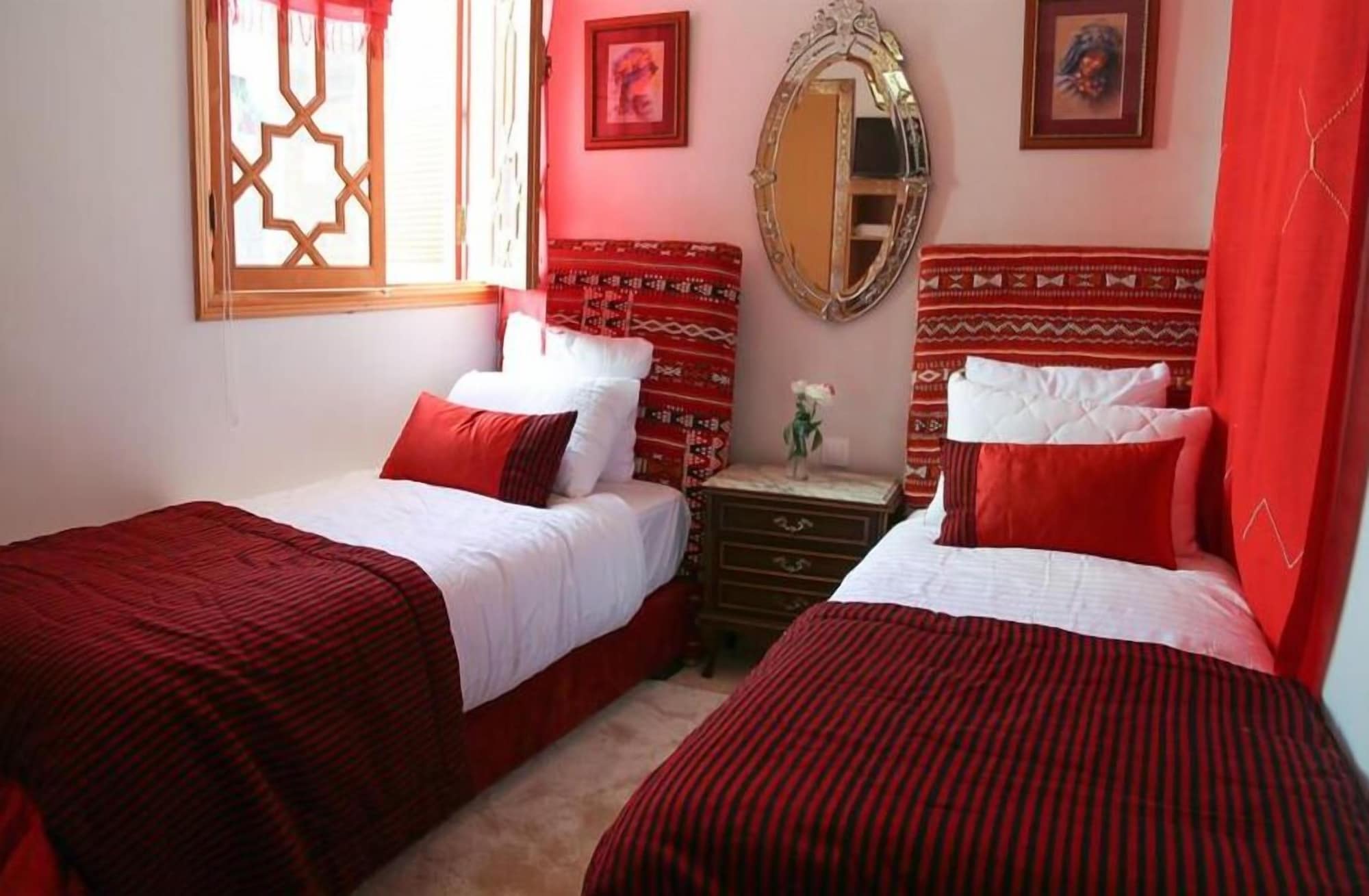 DELUXE, DOUBLE BED, BALCONY