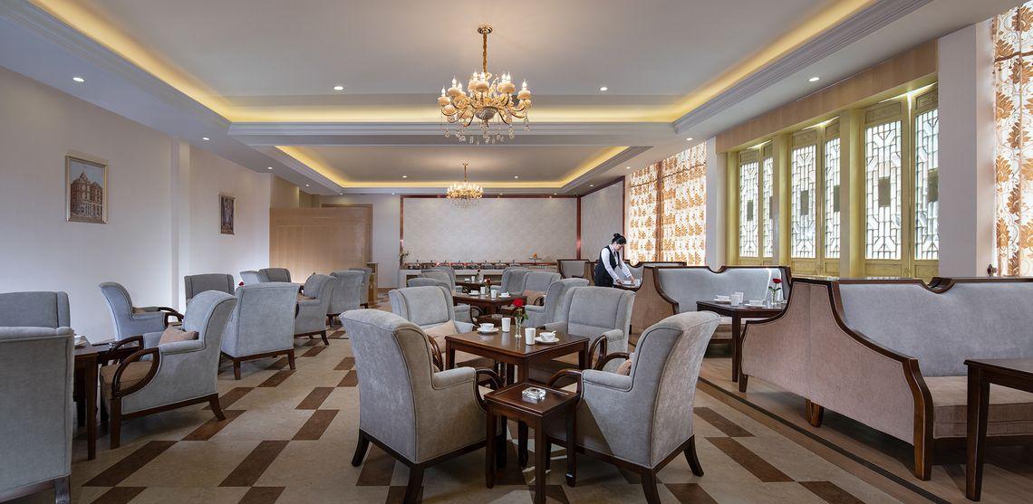 Vienna Hotel (Chengdou Dufu Thatched Cottage Jinsha Site) 25/37