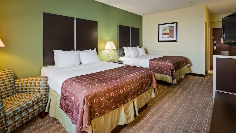 Best Western Airport Inn And Suites Cleveland 9/37