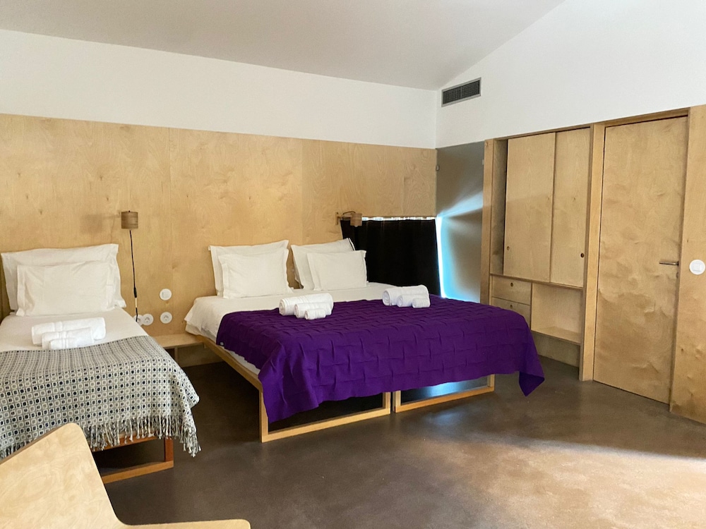 Colmeal Countryside Hotel 8/58