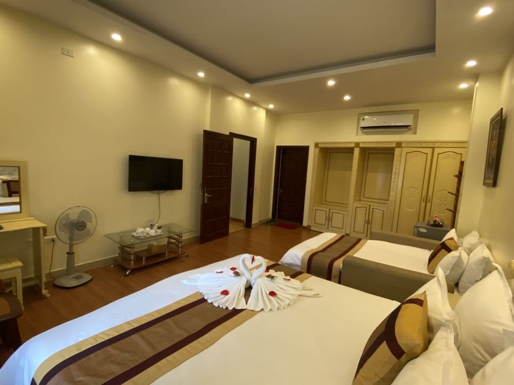 HAAP Transit Hotel 35/65