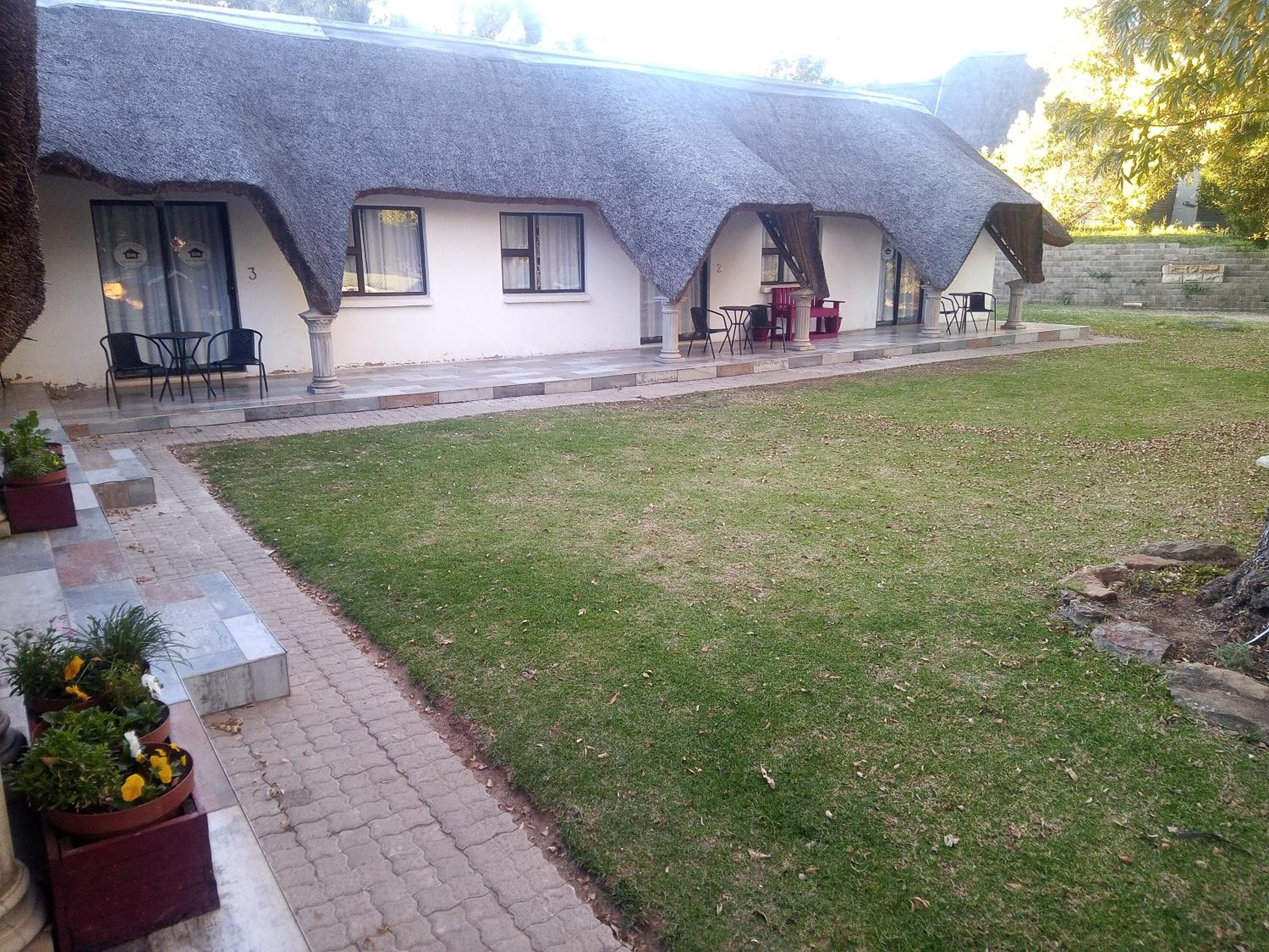 Loch Athlone Overnight Accommodation 42/50