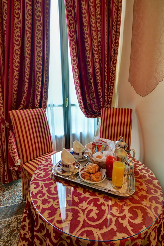 Best Western Hotel Genio 46/50
