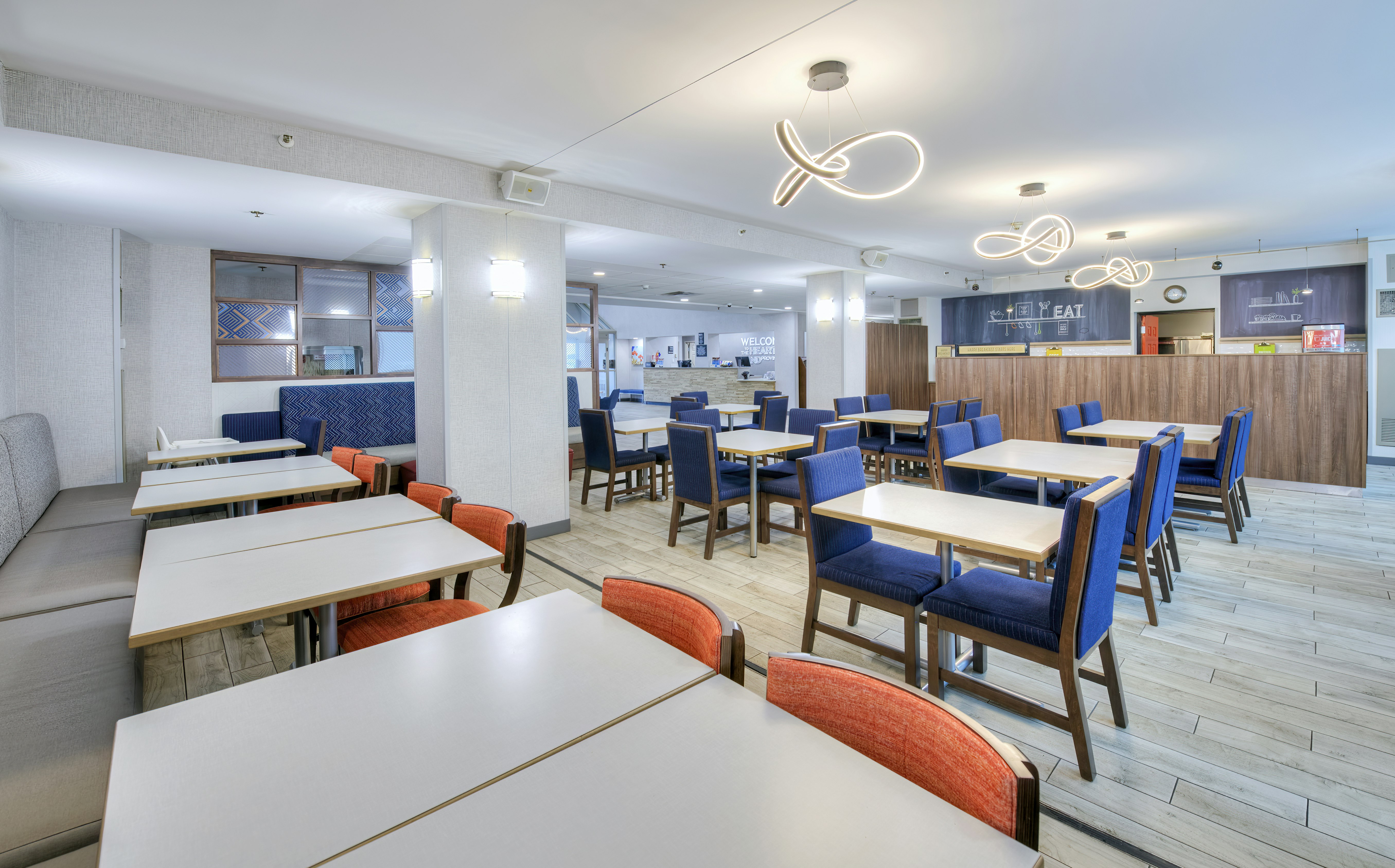 Hampton Inn By Hilton Ottawa 30/38