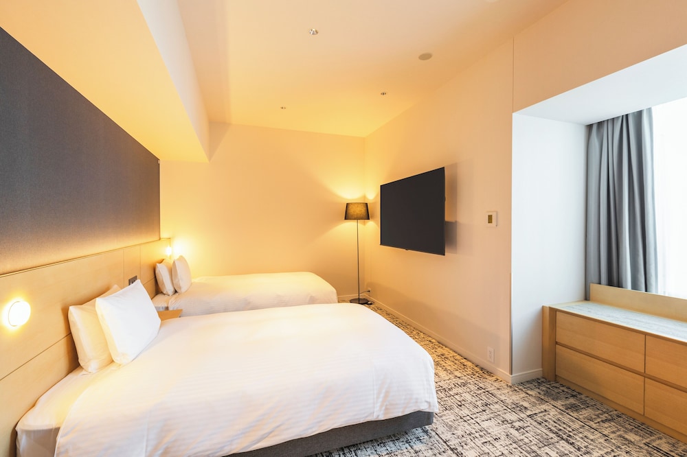 SUPERIOR, TWIN BEDS