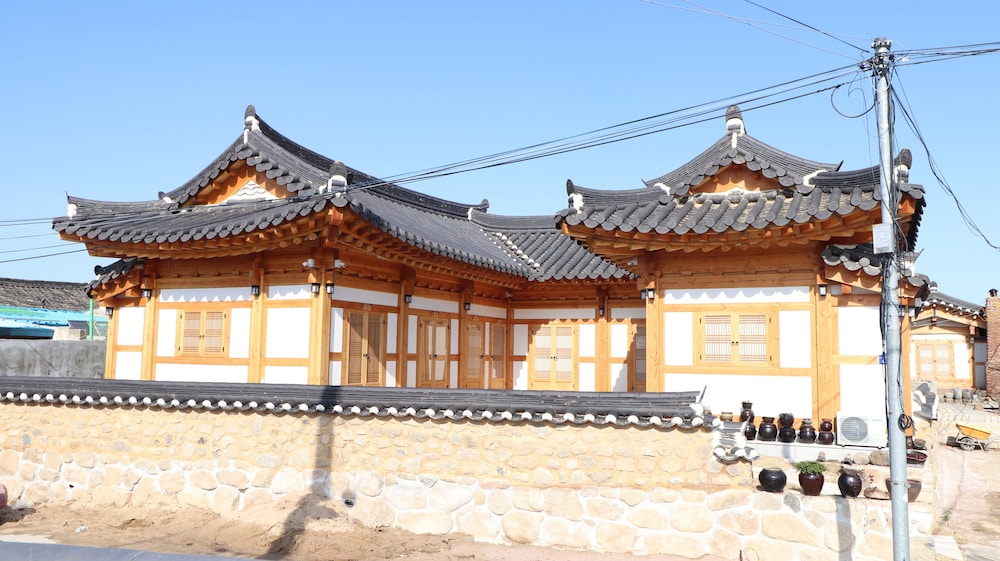 Nadul Hanok 4/50