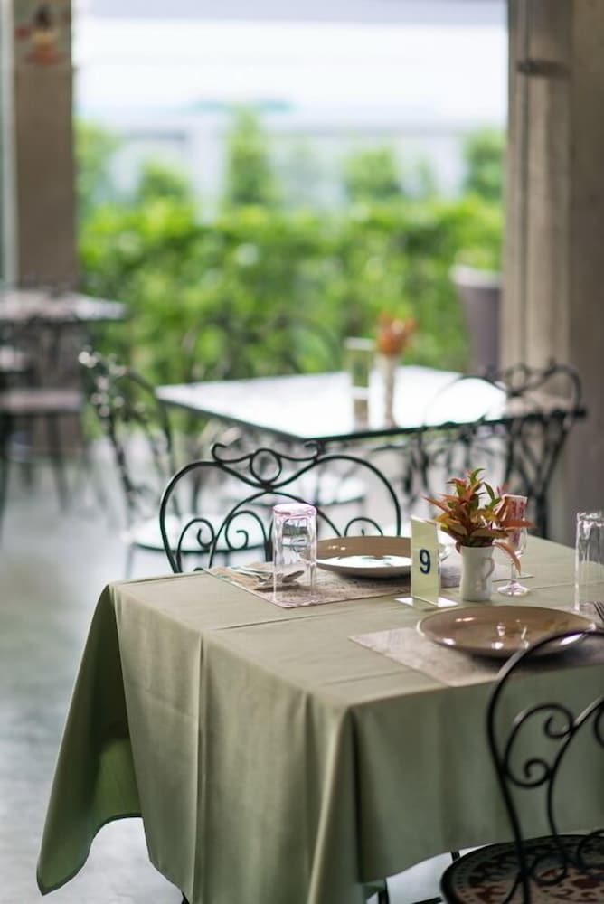 Maryo Resort Chiangrai 40/55
