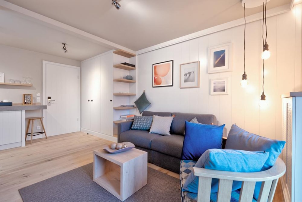 Loev Hotel Rugen 61/70