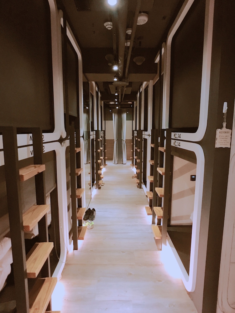 Taiwan Youth Hostel & Capsule Hostel 74/81