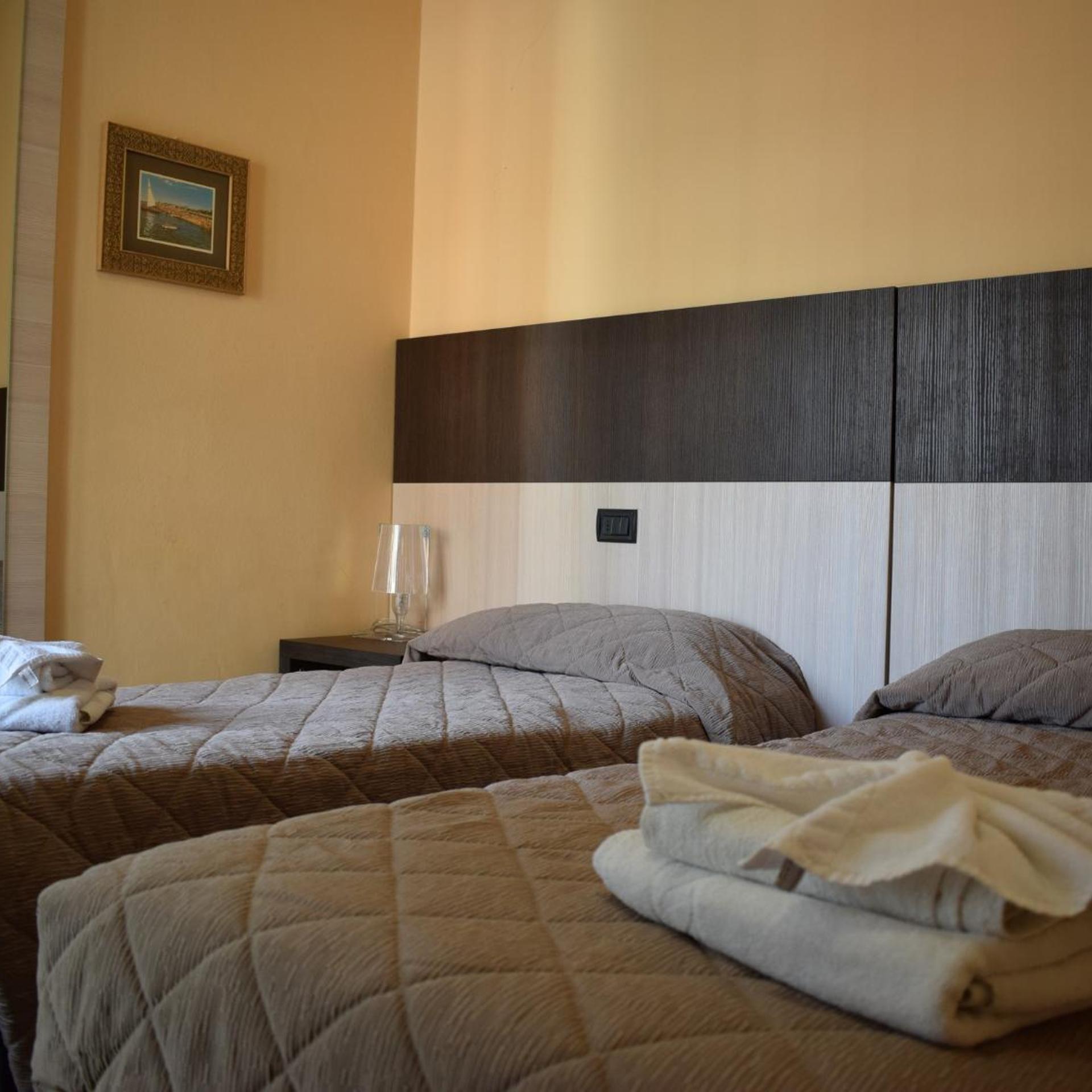 Room, Double or Twin Bed