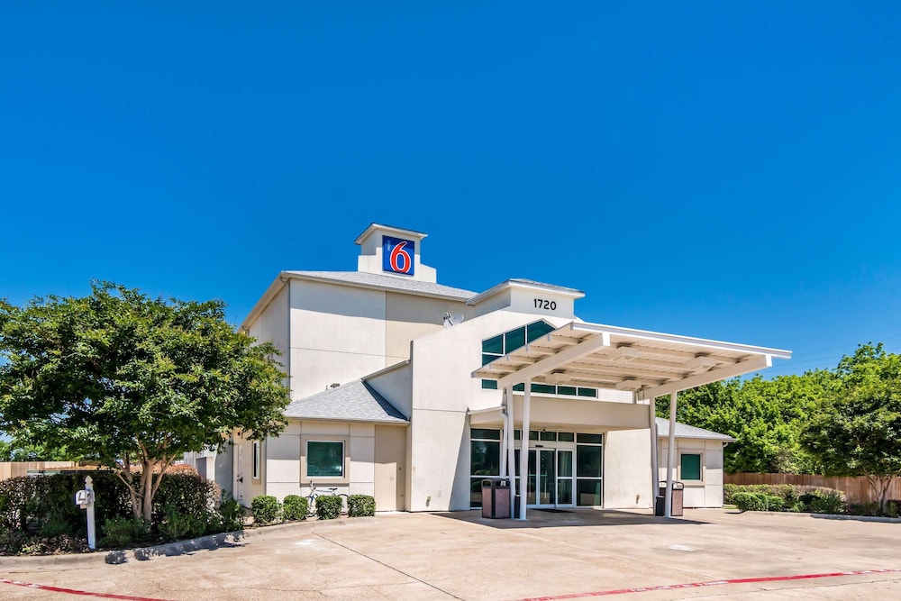 Motel6 Cleburne, TX in CLEBURNE - TX