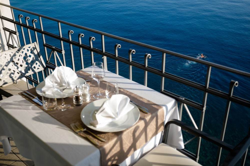 Hotel Jadran 52/71