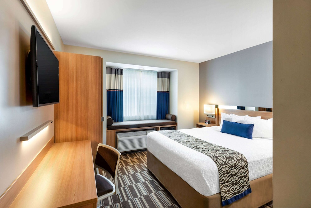 Microtel Inn and Suites by Wyndham Warsaw 23/42