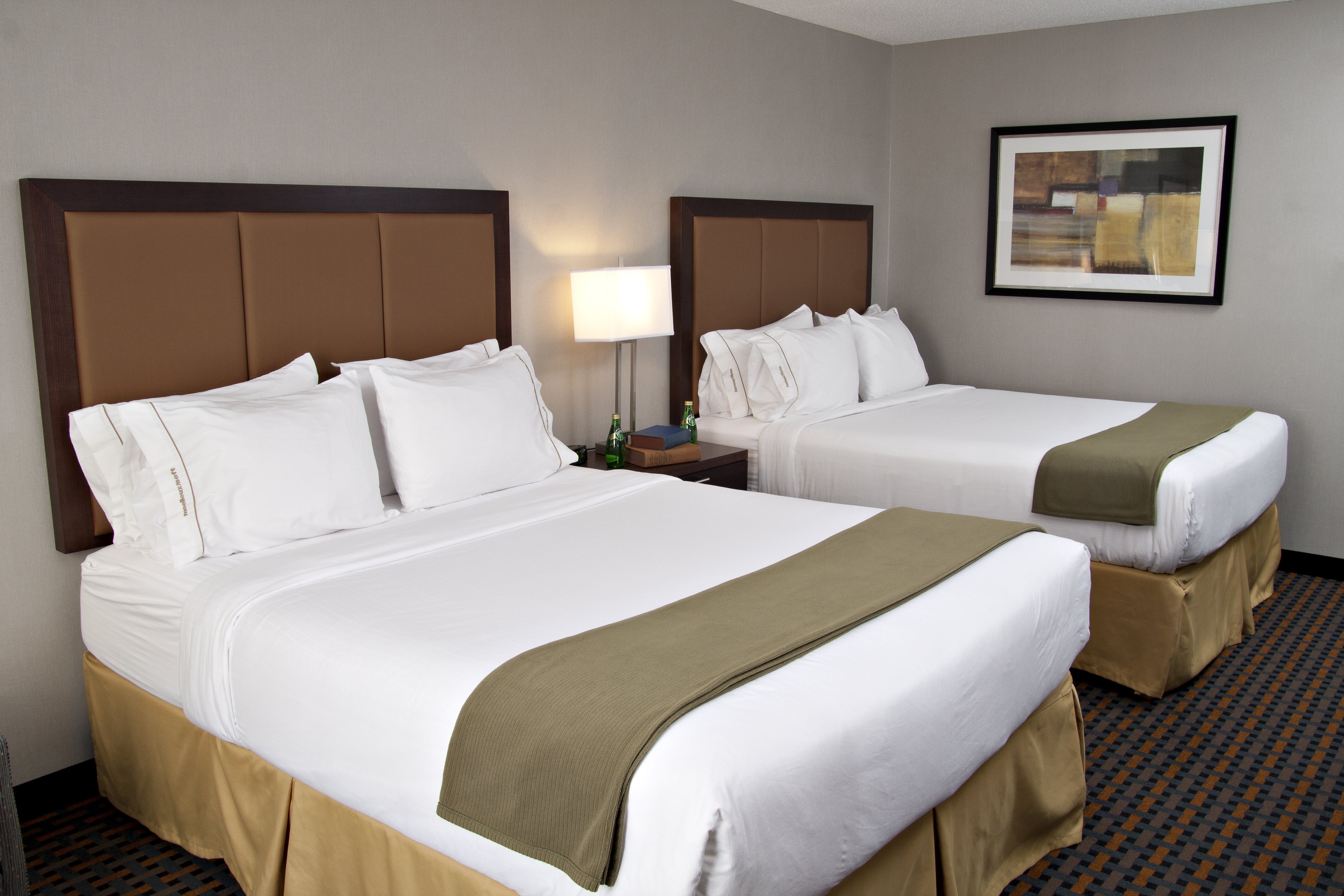 Holiday Inn Express Pembroke 16/51