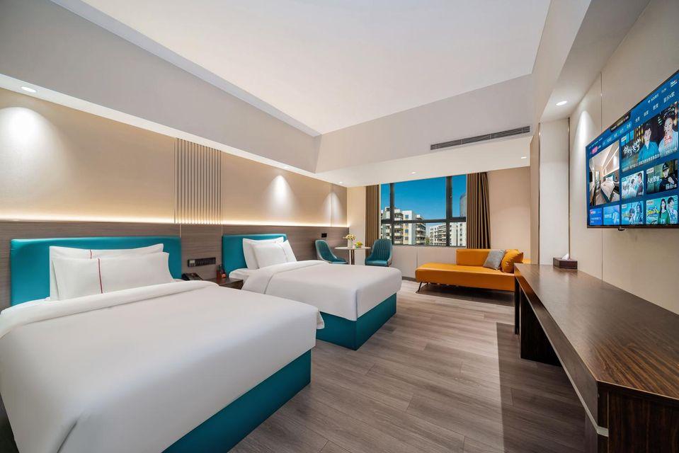Elegant, Delight, Luxury, Twin Beds, Sofa
