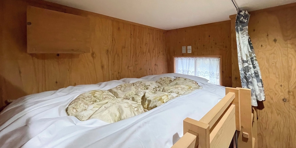 MIXED DORM