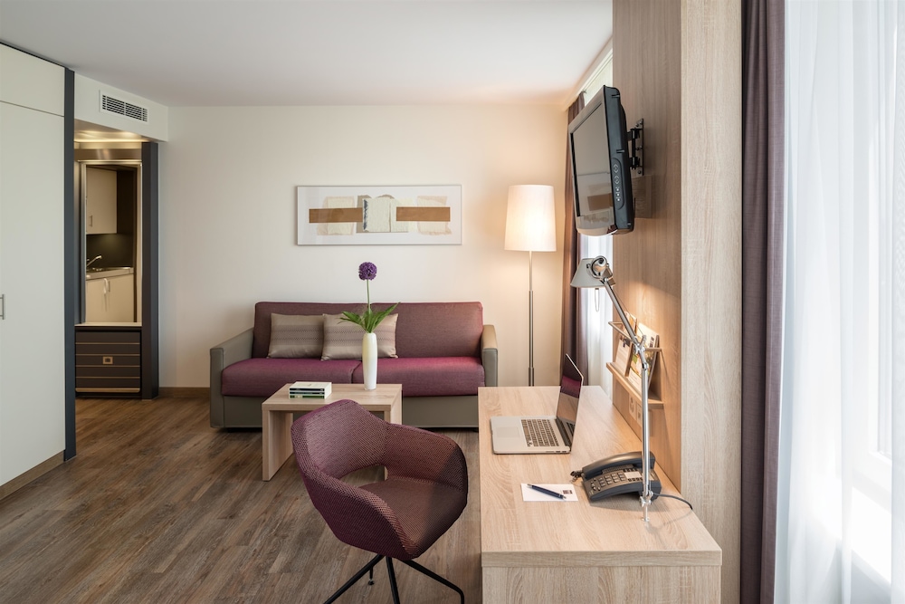 Essential By Dorint Basel City 20/48