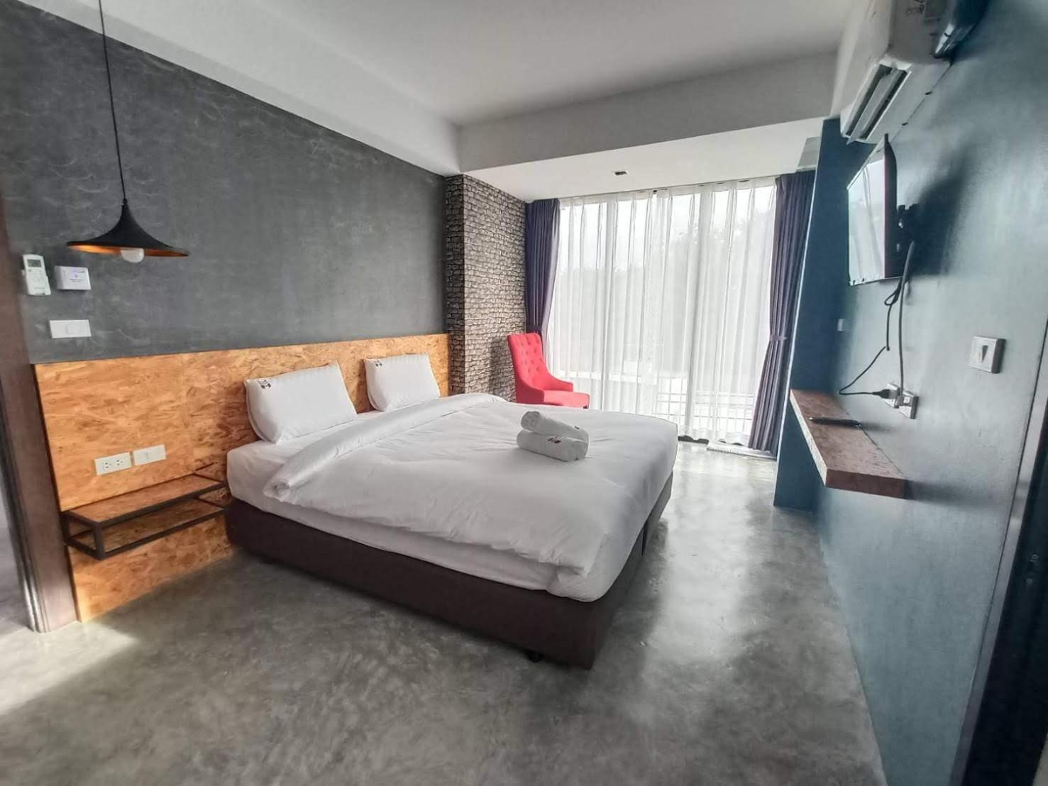 Modern Budget Hotel HatYai Thailand 19/46
