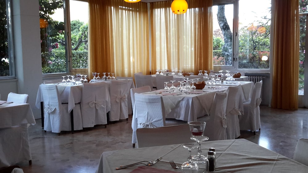 Hotel Campagna 35/50