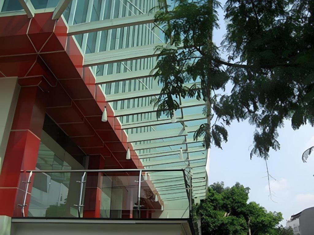 Win Hotel Blok M 3/33
