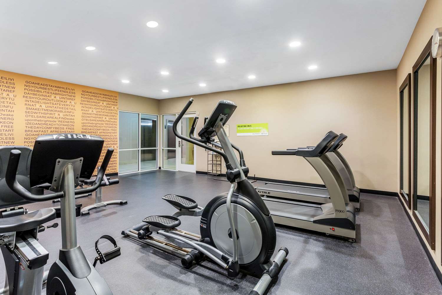 La Quinta Inn & Suites by Wyndham Monahans 24/37
