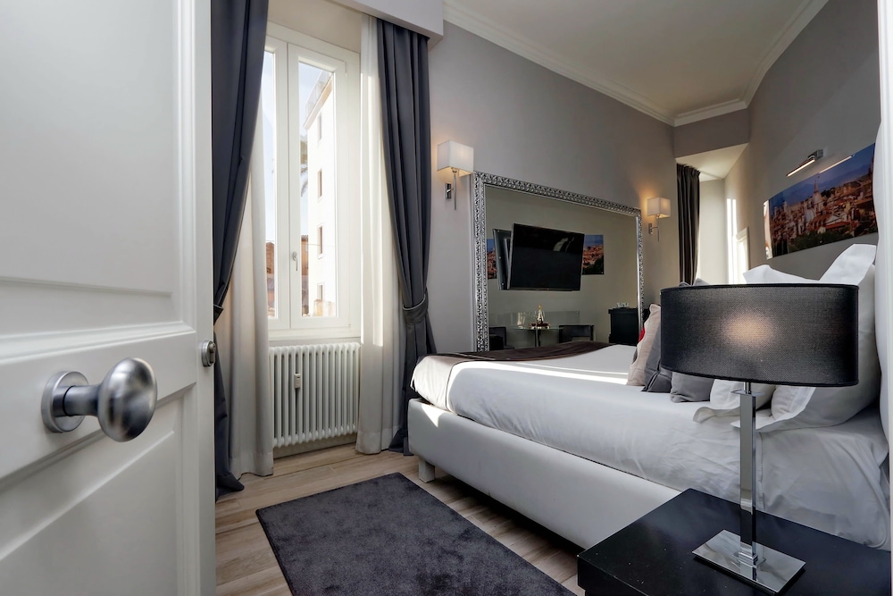 Sistina Twentythree Luxury Rooms 7/50