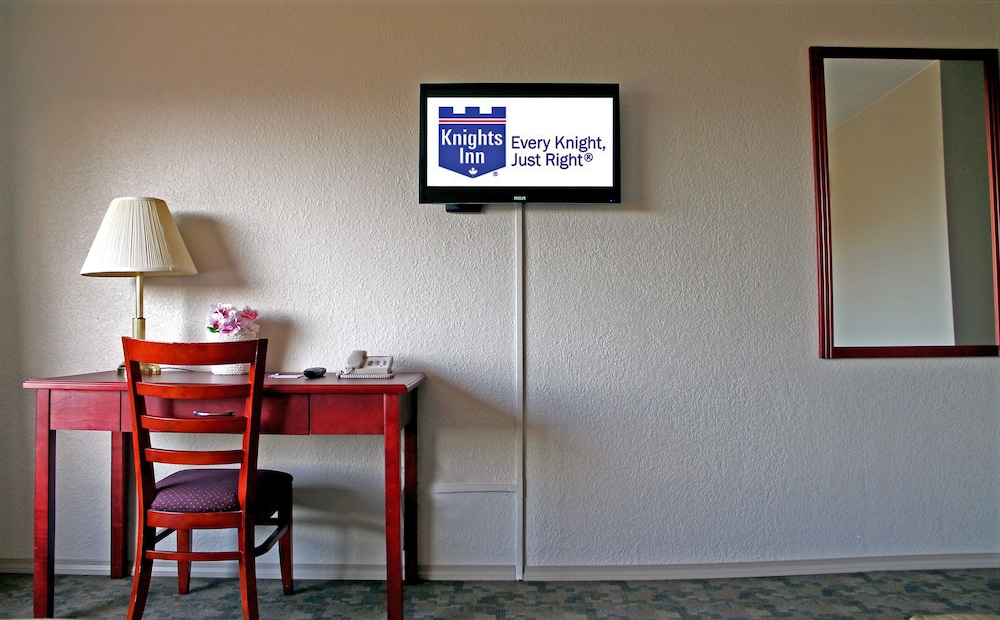 Knights Inn Kamloops 25/45