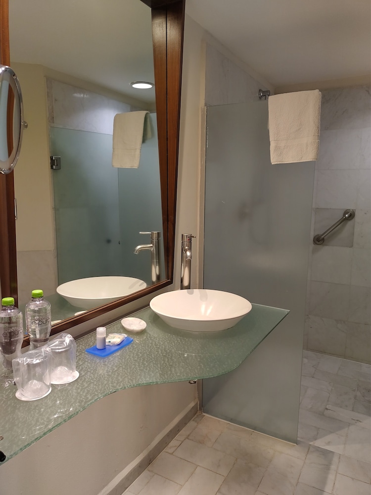 BelAir Business a Wyndham Garden Hotel 45/46