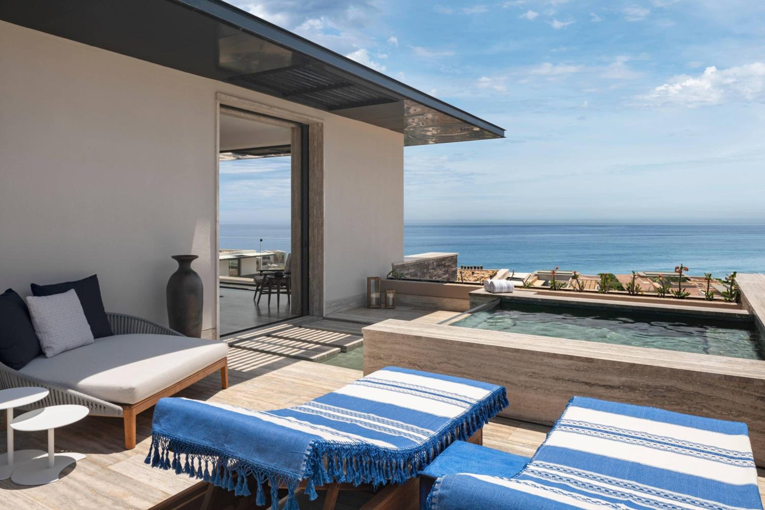 Guest Room, King Bed, Ocean View, Plunge Pool, Terrace, High Floor