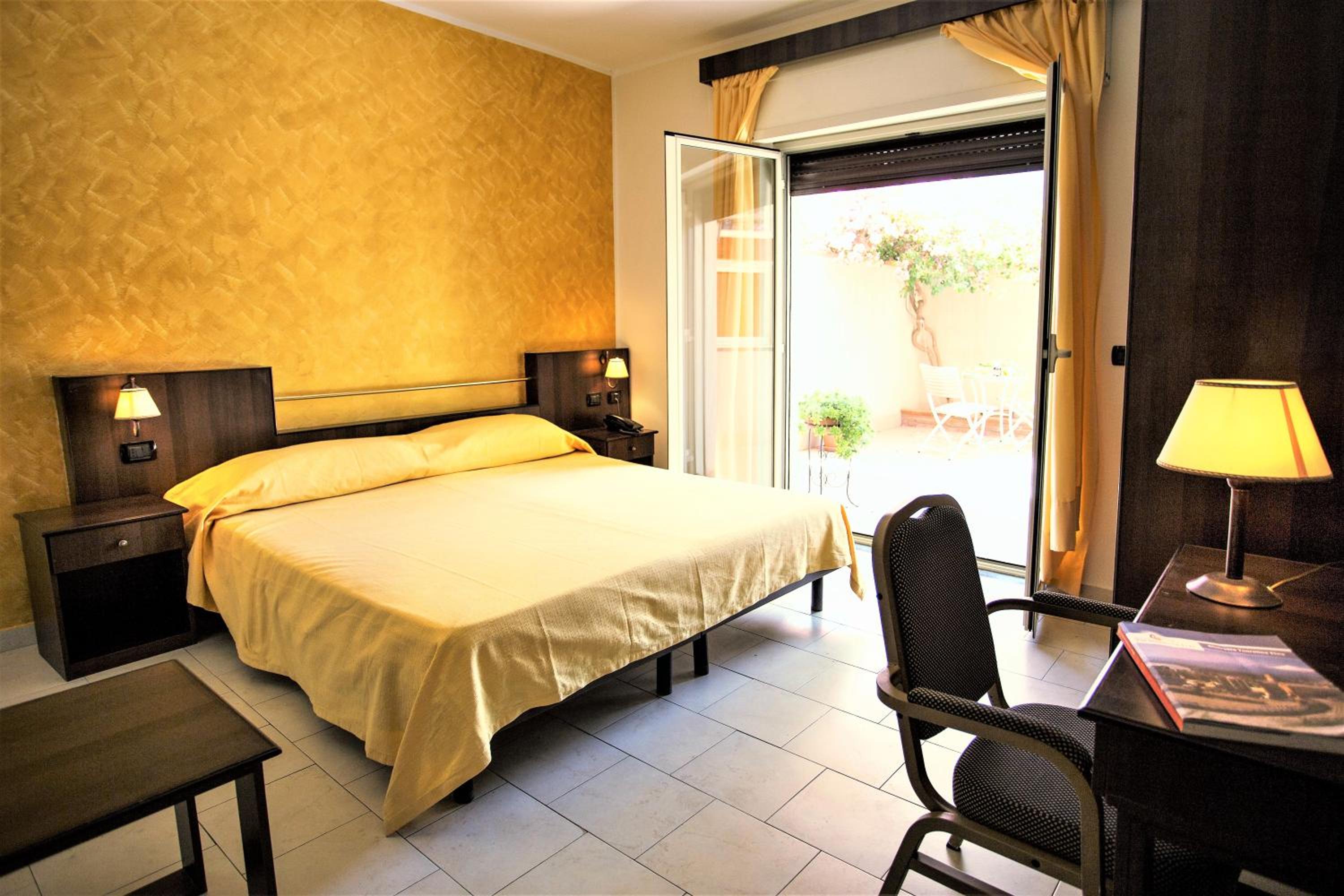 Marabel Hotel 26/60