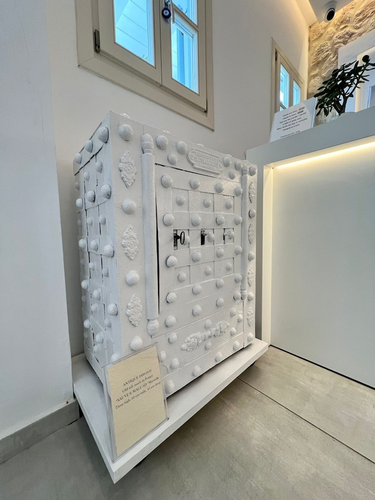 Matogianni Hotel 10/48