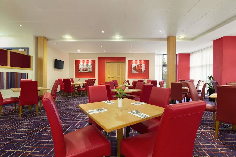 Ramada by Wyndham London North M1 21/40
