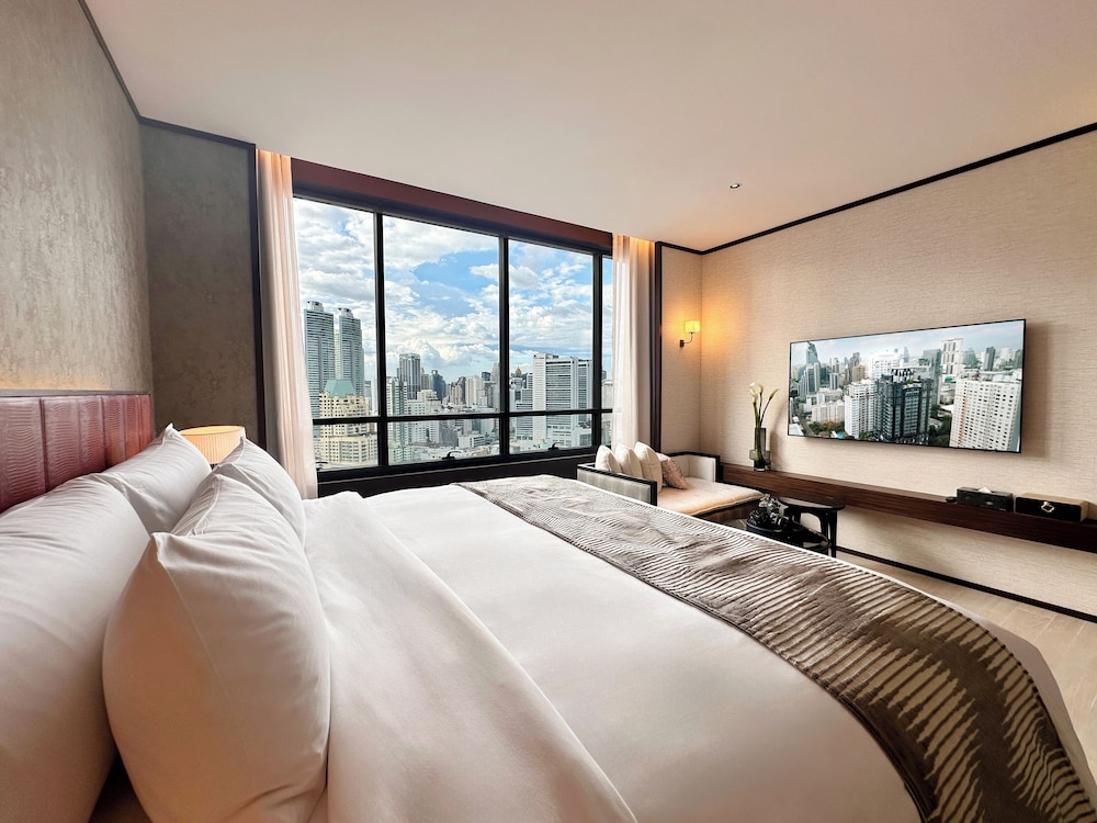MULBERRY, 2 BEDROOMS, GRAND, SUITE