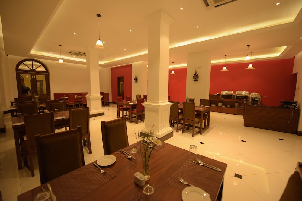 restaurant cafeteria
