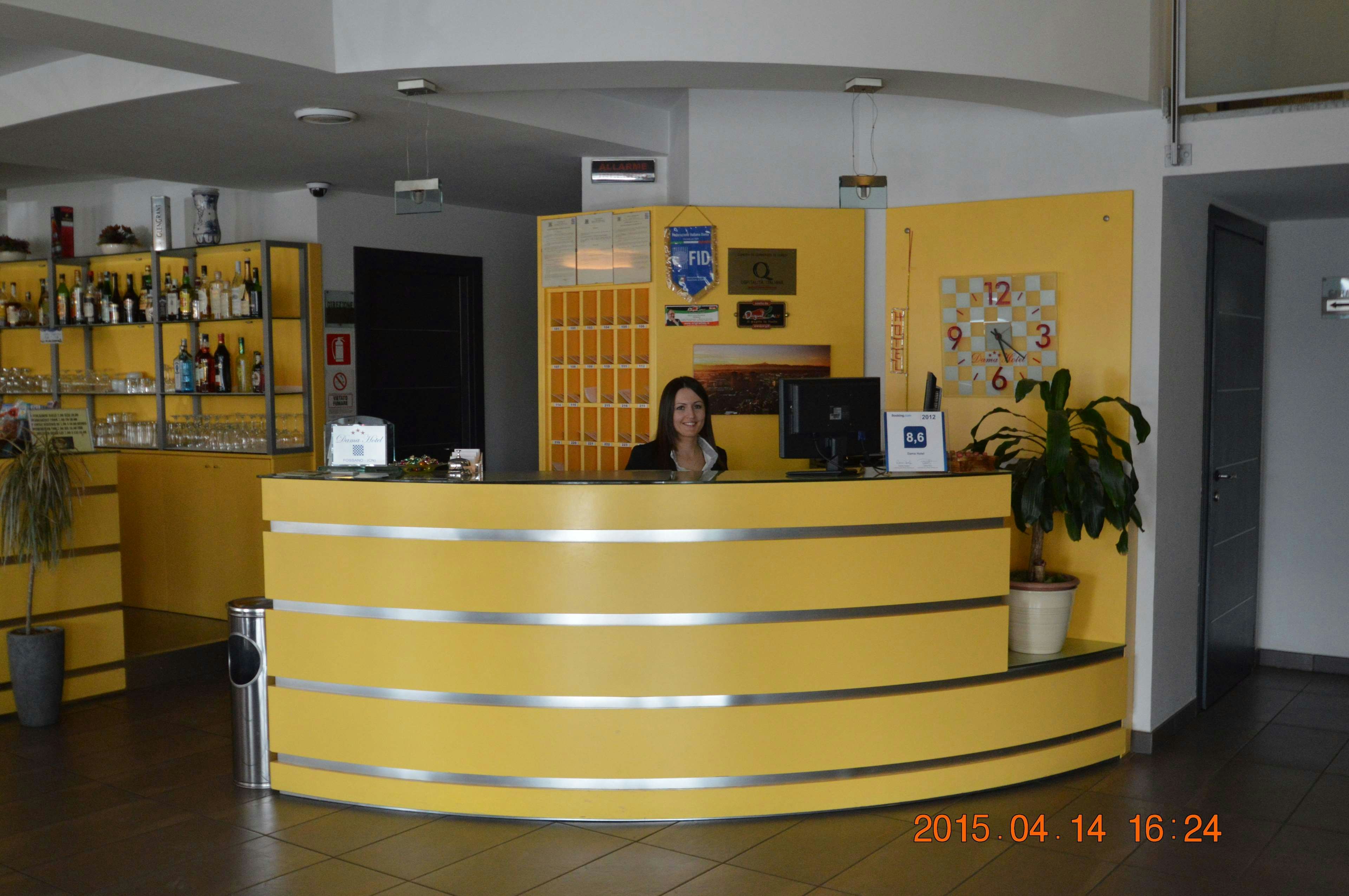 Dama Hotel 4/16