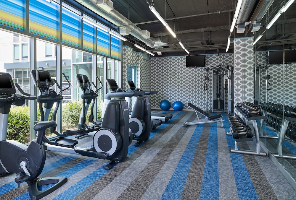 Aloft Plano 17/33