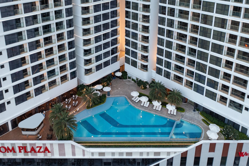 Vinpearl Empire Nha Trang, Affiliated by Melia 12/73