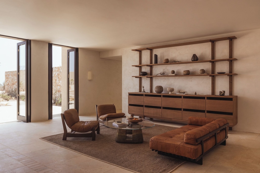 Gundari Folegandros 23/50