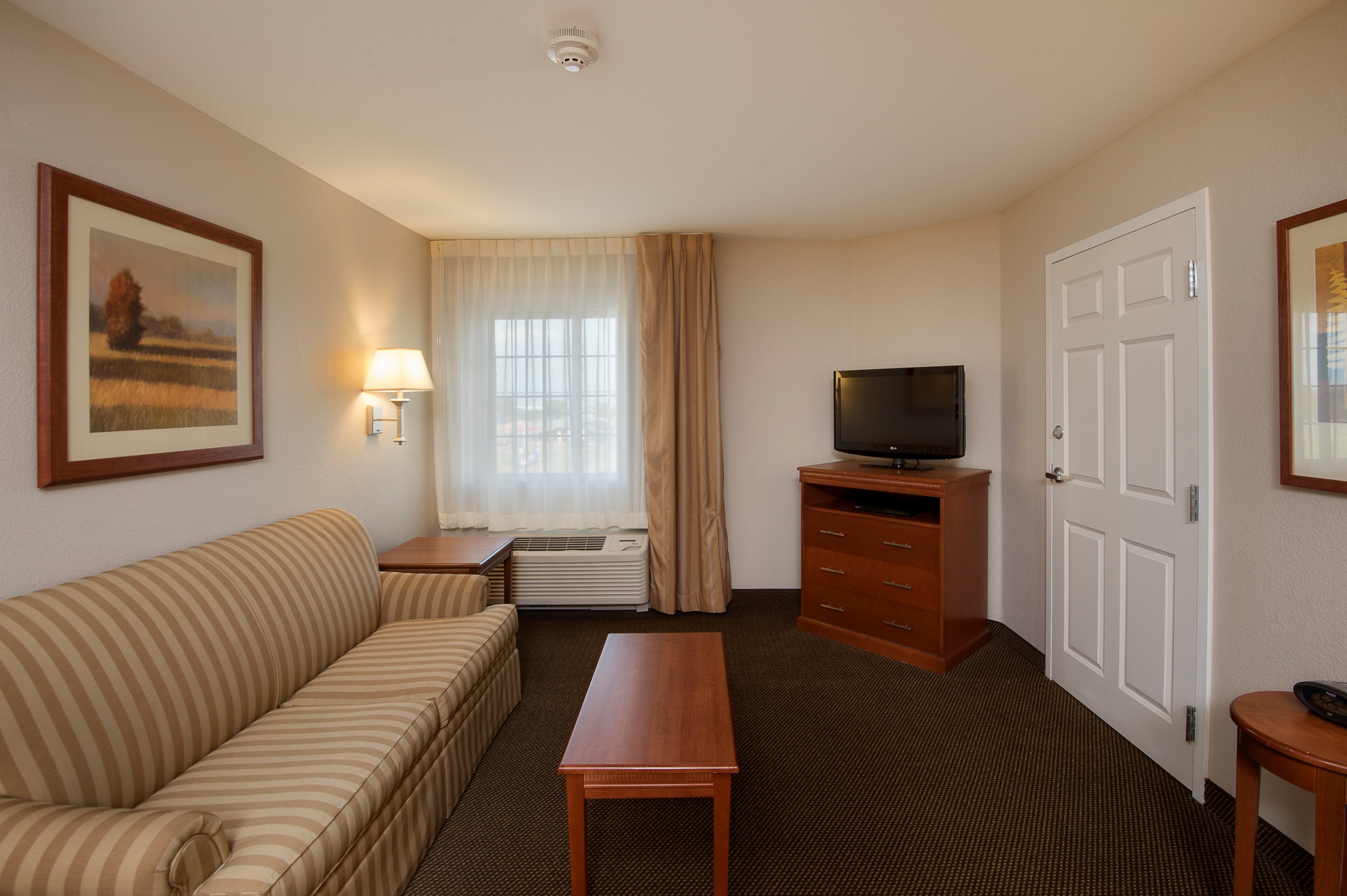 Candlewood Suites Fort Worth West 33/58